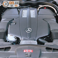 搭載V6配渦輪增壓引擎，符合歐盟六期排放標準。