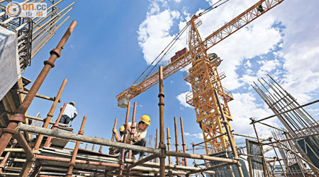 建造業發展暢旺，各階層的崗位均需要大量人手。