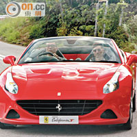 超跑Ferrari California T車身紅噹噹，可大旺桃花運。