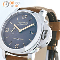 PAM00608 Luminor 1950 3 Days Automatic Acciaio 44mm，搭載品牌自家的P.9000 3日鏈自動機芯，配襯啡色皮革錶帶，限量100枚。 $61,400