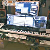 製作Demo的基本工具包括配備Interface和Digital Audio Workstation的電腦、鍵盤、耳筒和錄音咪。