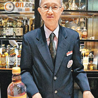 酒吧可以試飲5至25年的原酒，2000年余市原酒一Shot 才不過¥400（約HK$24）。