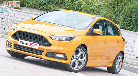 2015 Ford Focus ST<br>售價：$359,900