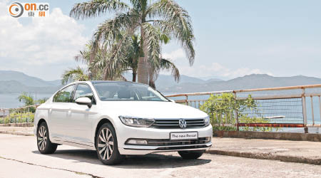 Volkswagen Passat ACT 150PS Highline<br>售價：$341,880