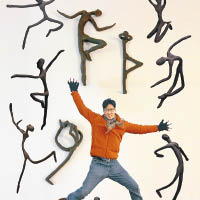 劉志強（Steve）<br>香港馬凡氏綜合症協會主席，曾修讀香港視覺藝術中心陶瓷藝術專修課程，作品先後於《台灣高雄國際花器創作展》、《第二屆香港觸感藝術節》等展覽中亮相。