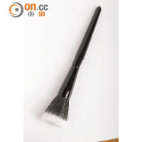 YSL Perfecting Polisher Brush $360（F）