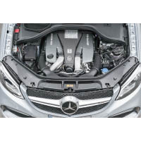 Mercedes-AMG GLE 63 Coupé引擎是按照廠方「一人一引擎」的理念裝配，製作一絲不苟。