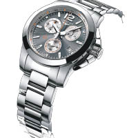 Conquest 1/100秒ROLAND GARROS腕錶秒針及刻度特別採用橙色設計，向泥地網球賽致敬。$13,000