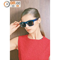 MARC BY MARC JACOBS藍色膠框太陽眼鏡 $1,540（C）