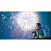 在電影《落跑吧愛情》中，也有拍到澎湖每年盛事澎湖花火節。