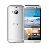 高像素之選HTC One M9+ $5,998<br>擁有2,000萬像素鏡頭，而且用上藍寶石水晶鏡片，加上備有5.2吋的WQHD屏幕，能夠清晰展示影像。雖然支援UFocus功能，能夠在拍攝後選擇對焦位置，不過對於Afocal未必用得着。查詢電話：3077 5588