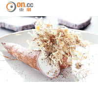 Manioc<br>刨成薄絲的木薯經至少3次低溫油炸而成，入口香脆不油膩，另用上新鮮木薯做裝飾，賣相吸引，香脆可口。