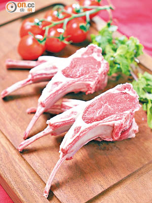 新西蘭鮮凍法式羊架 折實特價$208/份 <br>每份約有500至600克，肉汁豐富而肉嫩。