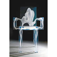 Ghost Collection<br>透過3D造型技術，在透明結構中注入特殊物料，營造出像幽靈縹緲的奇異效果。