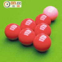 將紅球數量減至6個，一Cue清枱最高為75度。