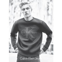 Lucky Blue Smith　姊弟檔拍廣告