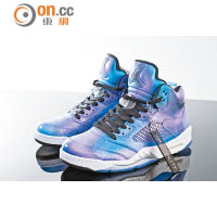 After<br>Air Jordan 5 Retro Metallic Silver「Galaxy」Custom by OriginalityHK 鞋側透氣網亦一拼被改成Galaxy色調。（改裝費$2,000，不包括波鞋）