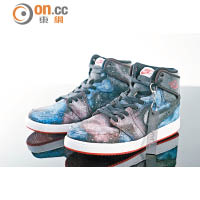 After<br>Air Jordan 1 AJKO Chicago「Galaxy」Custom by OriginalityHK，即使近看亦看不出被改裝的痕迹。（改裝費$1,800，不包括波鞋）