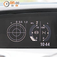 電子顯示屏可顯示G力，甚至提供0~100km/h的加速計時功能。