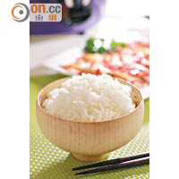 米飯是低FODMAP食物，不會引起胃脹問題。