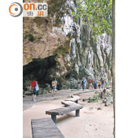  團友說Railay Beach像桂林，其實兩者同屬石灰岩構成的地形，可算是姊妹關係。