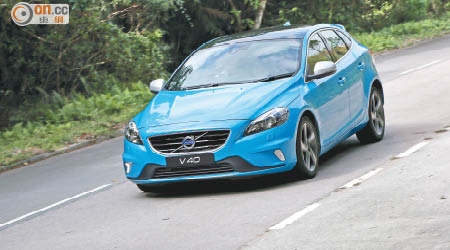 Volvo V40 T4 R-Design 售價：$349,800