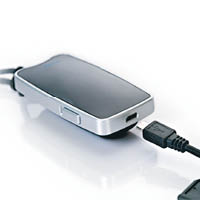 USB充一次電（僅3小時），即可持續享受150小時清新空氣。