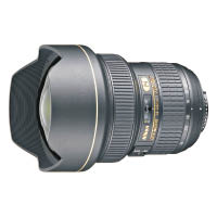 Nikkor 14~24mm廣角鏡備有F2.8恒定光圈，可將周遭景物攝入其中。售價：$12,750（a）