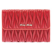 Miu Miu限量版CNY Capsule Collection銀包 $4,800