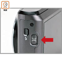 機側備有構圖輔助按鍵（箭嘴示），另支援NFC功能一嘟連接手機。