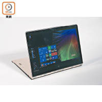 針對用家不同需要，YOGA 900S可扭擰成帳篷或直立模式睇片和工作。