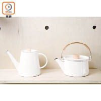 日本品牌Kaico的白色廚具，純白搪瓷結合木製手柄，盡顯簡約。$425起/件