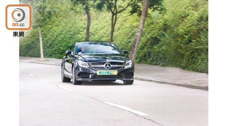 Mercedes-Benz CLS 400<br>優惠價：$768,000<br>起步與加速全段力量十足，而且操控表現穩定。<br>