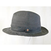 黑色Paper Cloth帽子，製作費為$980（包括所有材料費用），VIP可享9折優惠。