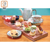 Afternoon Tea Set $188/位<br>作為一人下午茶，分量十足，有自製Churros、馬卡龍、英式鬆餅、檸檬撻、黑松露炸薯、蘑菇撻等，的骰小巧又精緻；胃口小的女生隨時可以和閨密共享呢！