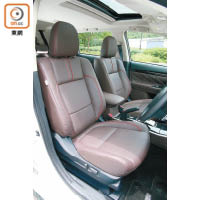 全車座椅均用上高級皮革包裹，駕駛席附設電動調控功能。