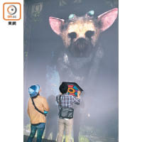 《The Last Guardian》可透過手勢、投擲物品與鷹互動，遊戲落實今年推出，終於唔使再等！（推出日期︰10月25日）