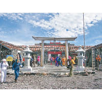 山頂的淺間神社是日本最高的神社。