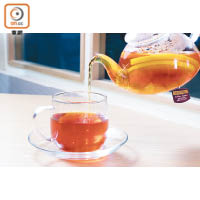 水果茶 $30<br>以杧果肉和橙肉配上英式早餐茶，清甜暖胃。不過只限熱飲，如想飲凍飲可揀香橙紅茶或杧果紅茶。