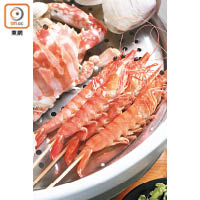 蝦、蟹等甲殼類食物，常令濕疹患者的病情惡化。