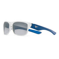 太陽眼鏡<br>磨沙透明鏡框配以鮮藍色鏡臂，兩邊鏡臂分別鑲上金屬野馬廠徽及「MUSTANG」字樣，設計時尚，潮人夏日必備。<br>售價：US$21.80（約港幣$169）