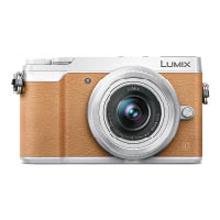 Panasonic LUMIX GX85 售價：$6,190（淨機身）（C）