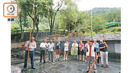 原住民族文化園區讓大家可以親身感受原住民的獨特風俗，其中排灣族的「刺福球」便令大家相當期待。