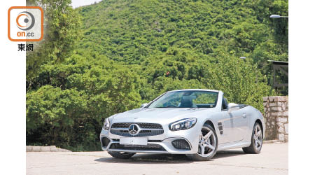 Mercedes-Benz SL 400<br>售價：$1,798,000