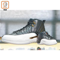 （左）Air Jordan 12 Wings $9,999、（右）Air Jordan 12 Playoff Toddler 未定價