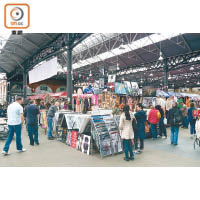 Old Spitalfields Market除了過百個攤位的產品，旁邊的Commercial Street更有不少餐廳及潮店，我行足一日都只是KO了一半店舖。