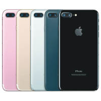 5色iPhone 7/7 Plus中，以亮黑大機（右）最多人搶，炒價亦較高。