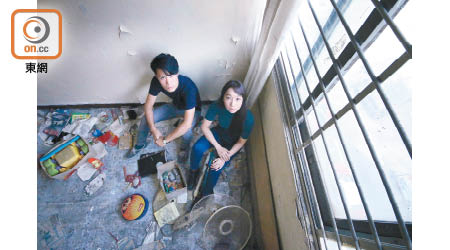 黃進（左）和陳楚珩（右）於讀書年代已合作寫劇本，並聚焦香港的社會問題。