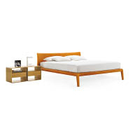 Memo<br>沿用傳統的床架設計，床背及床腳卻輕輕改變線條，平凡中見優雅。