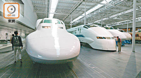 磁浮列車鐵道館內有多達39輛實體列車，從現役的新幹線700系到退役的0系都有展示。